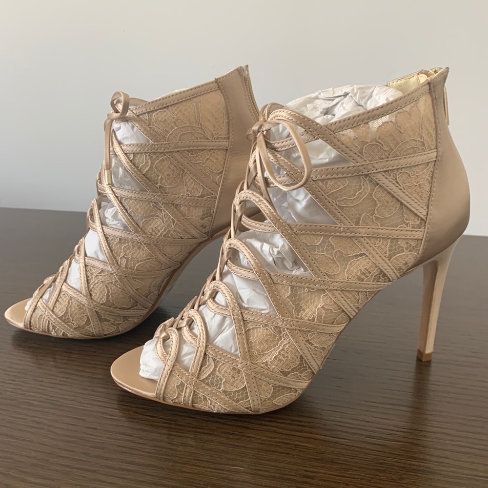 Karen Millen Beige Heels